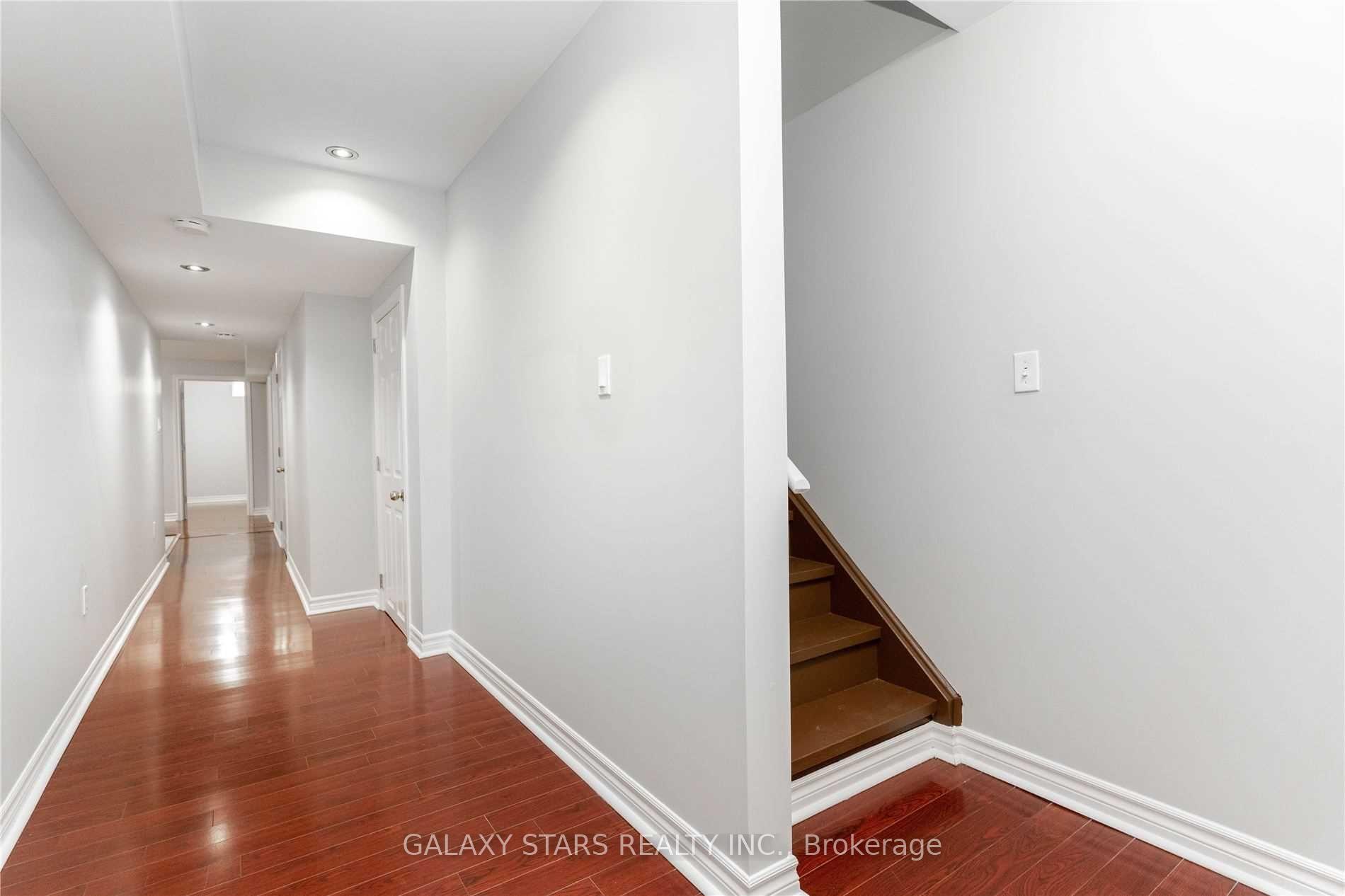 Photo 3 of Unit Bsmnt, 7 Wahba Way, Markham, Middlefield — HOMEH