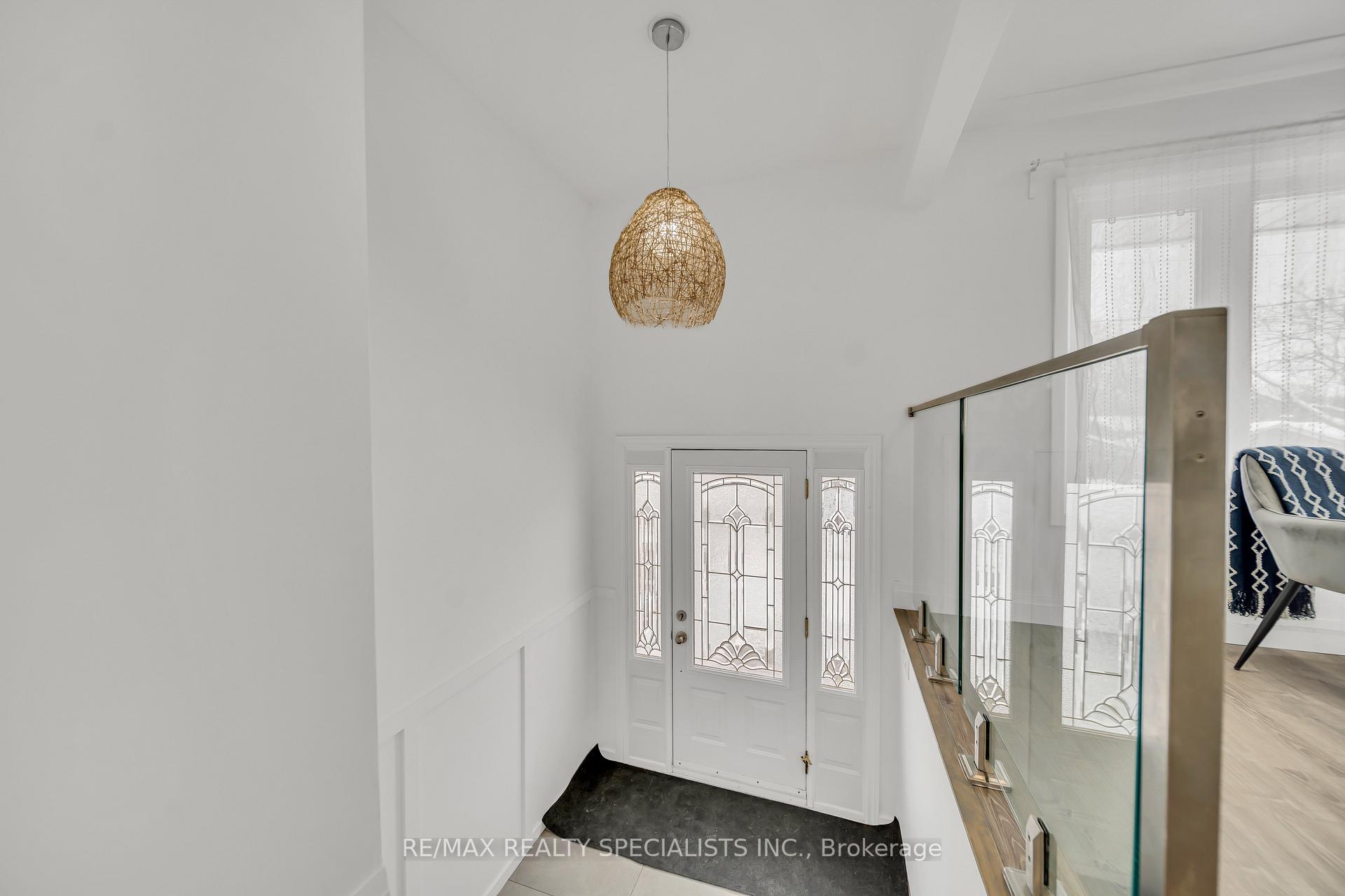 Photo 7 of 98 Ruskview Road, Kitchener — HOMEH