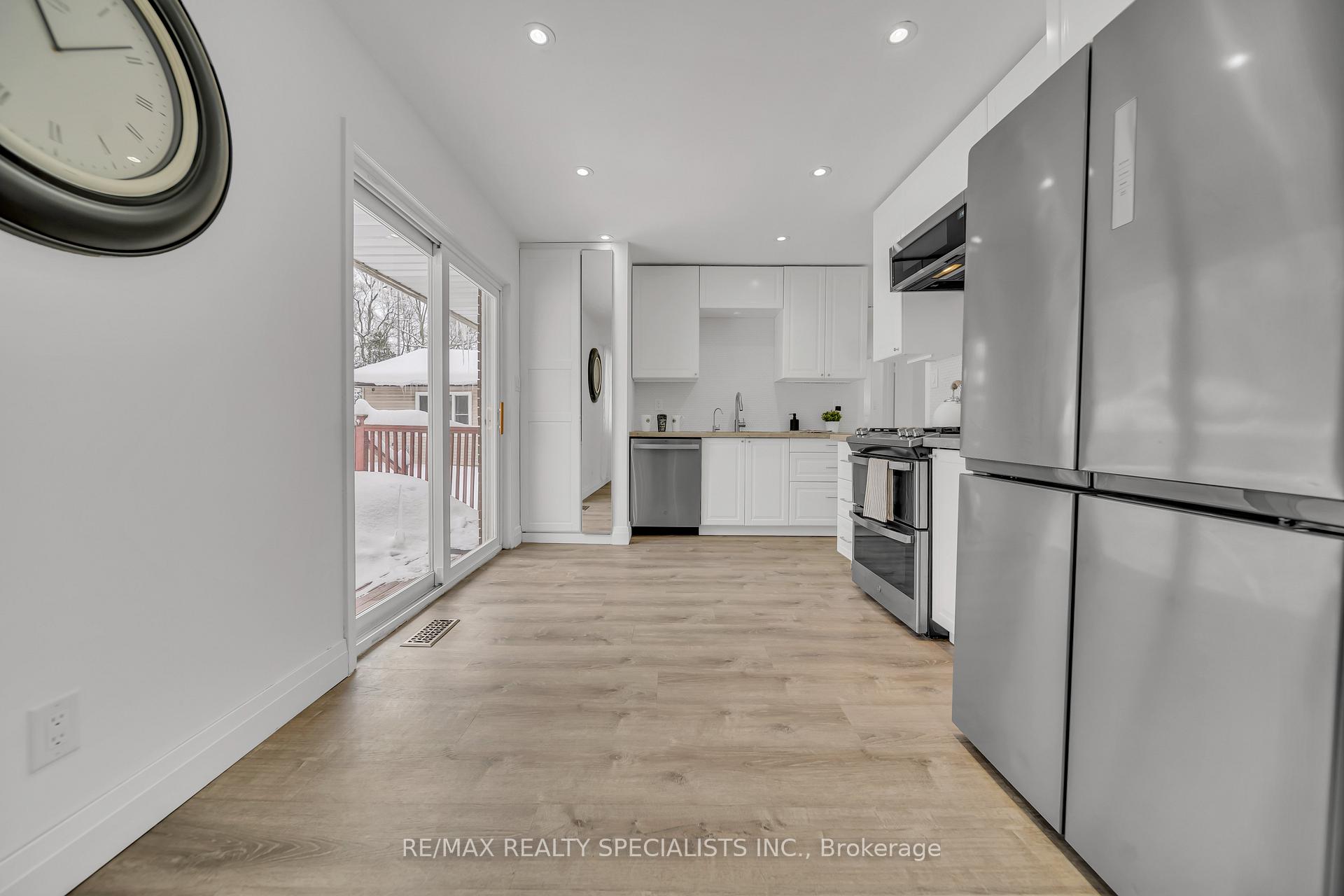 Photo 11 of 98 Ruskview Road, Kitchener — HOMEH
