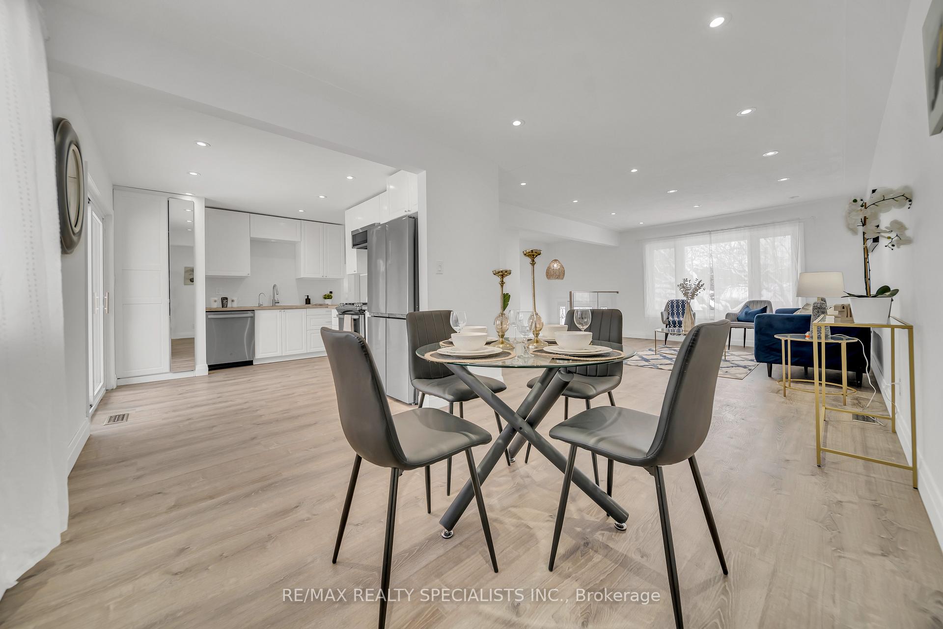 Photo 16 of 98 Ruskview Road, Kitchener — HOMEH