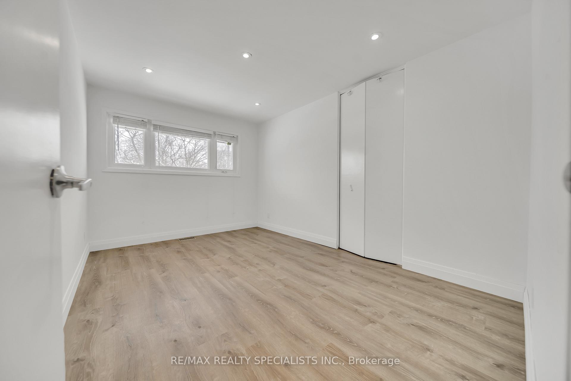 Photo 23 of 98 Ruskview Road, Kitchener — HOMEH