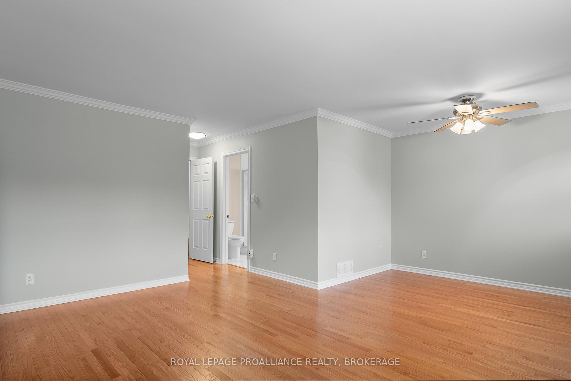 Photo 31 of 38 Yonge Street, Kingston, Central City West — HOMEH