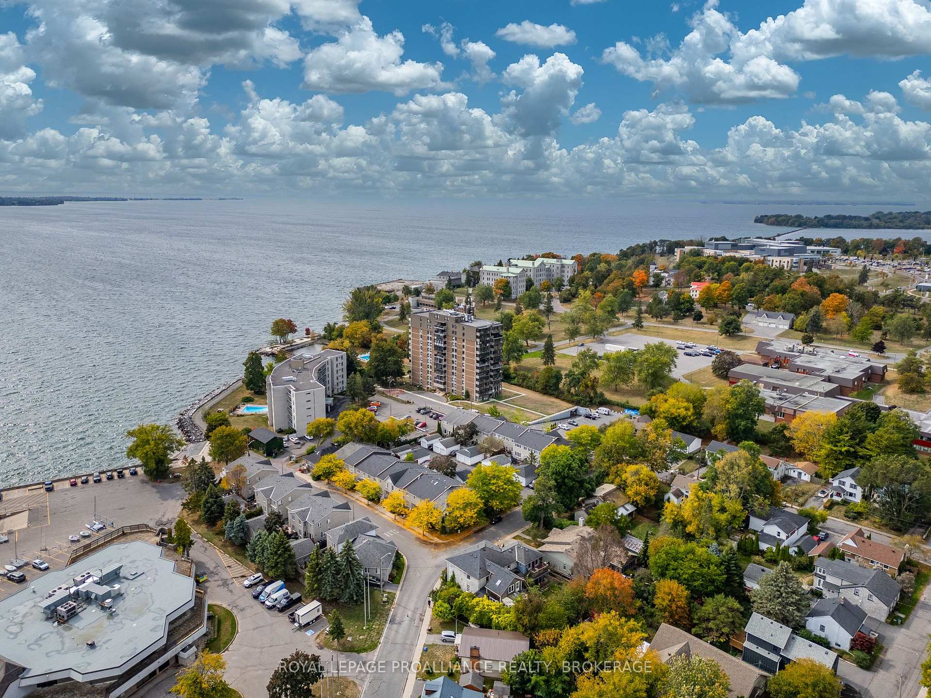 Photo 48 of 38 Yonge Street, Kingston, Central City West — HOMEH