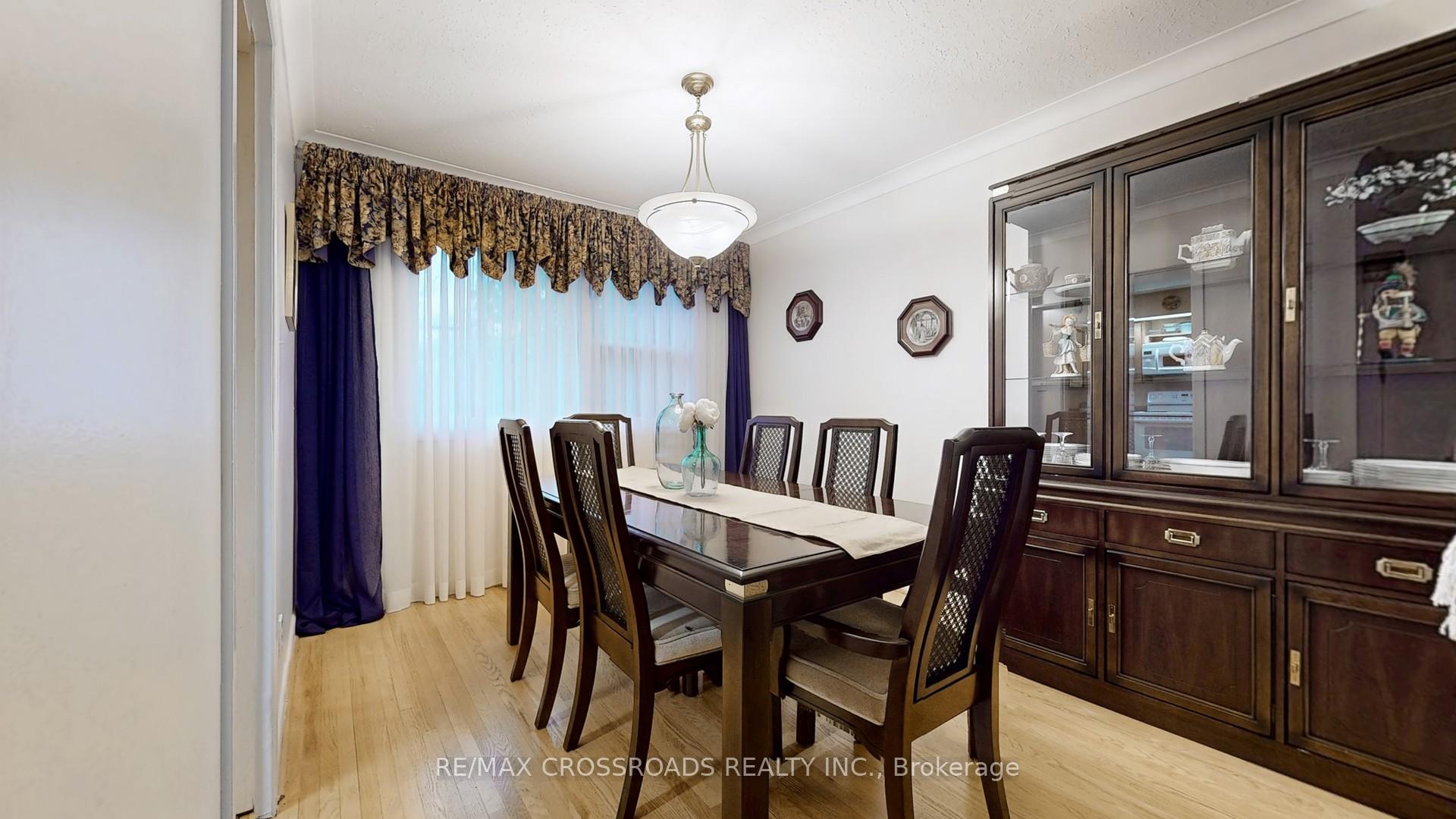 Photo 7 of 14 Brightbay Crescent, Markham, Grandview — HOMEH