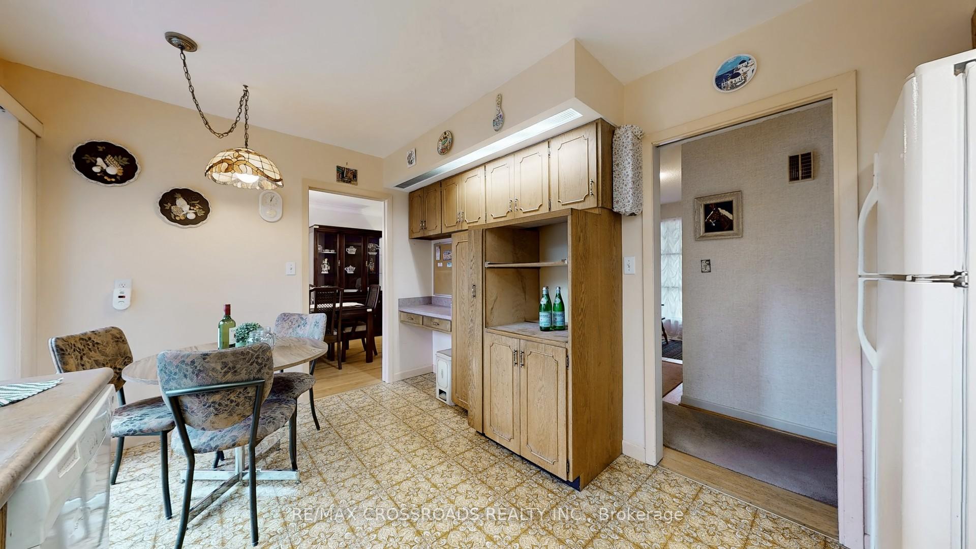 Photo 11 of 14 Brightbay Crescent, Markham, Grandview — HOMEH