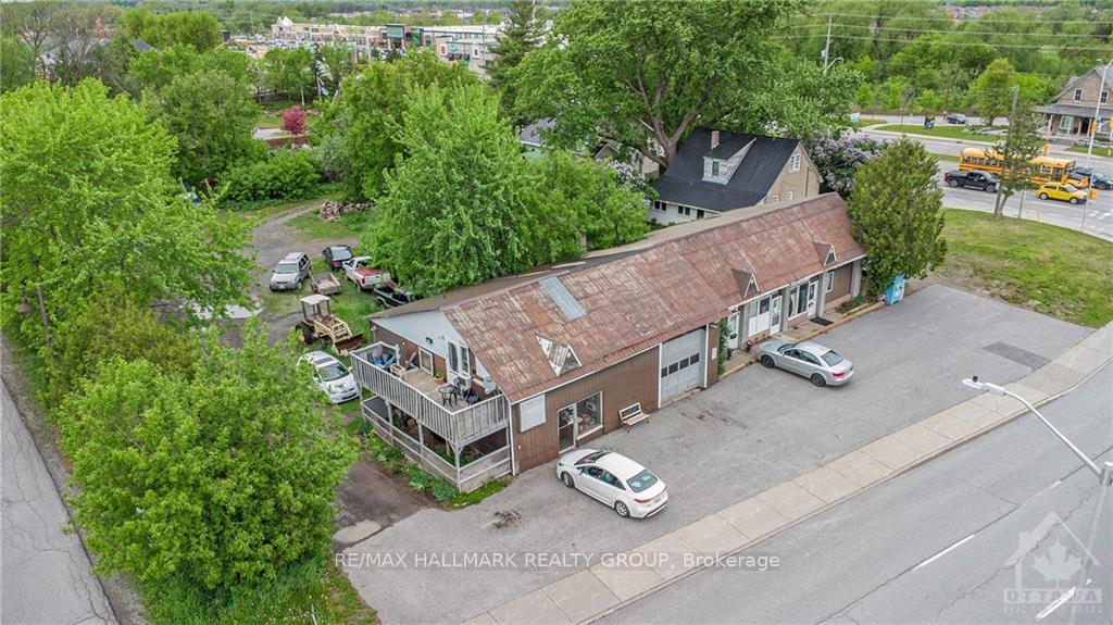 Photo 2 of 807-811 March Road, Ottawa, Kanata - Morgan's Grant/South March — HOMEH