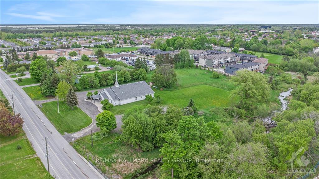 Photo 6 of 807-811 March Road, Ottawa, Kanata - Morgan's Grant/South March — HOMEH