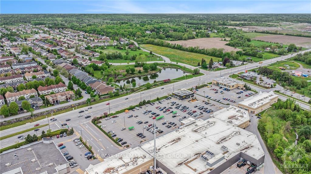 Photo 16 of 807-811 March Road, Ottawa, Kanata - Morgan's Grant/South March — HOMEH