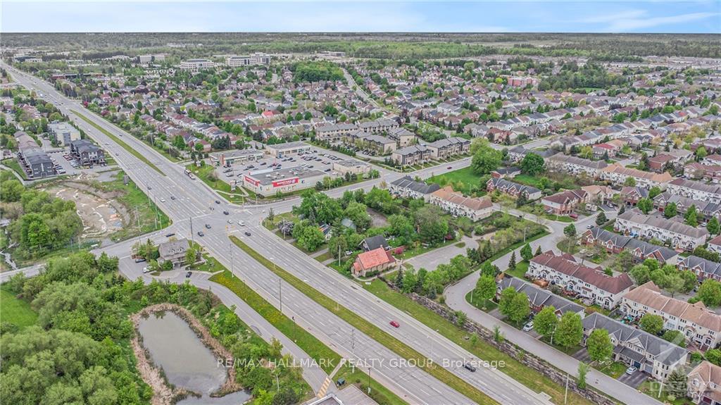 Photo 17 of 807-811 March Road, Ottawa, Kanata - Morgan's Grant/South March — HOMEH