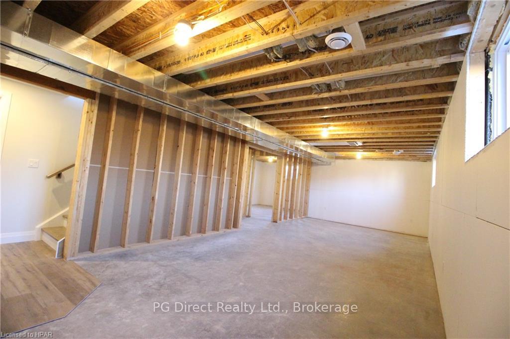 Photo 12 of 25 William Street S, Minto — HOMEH
