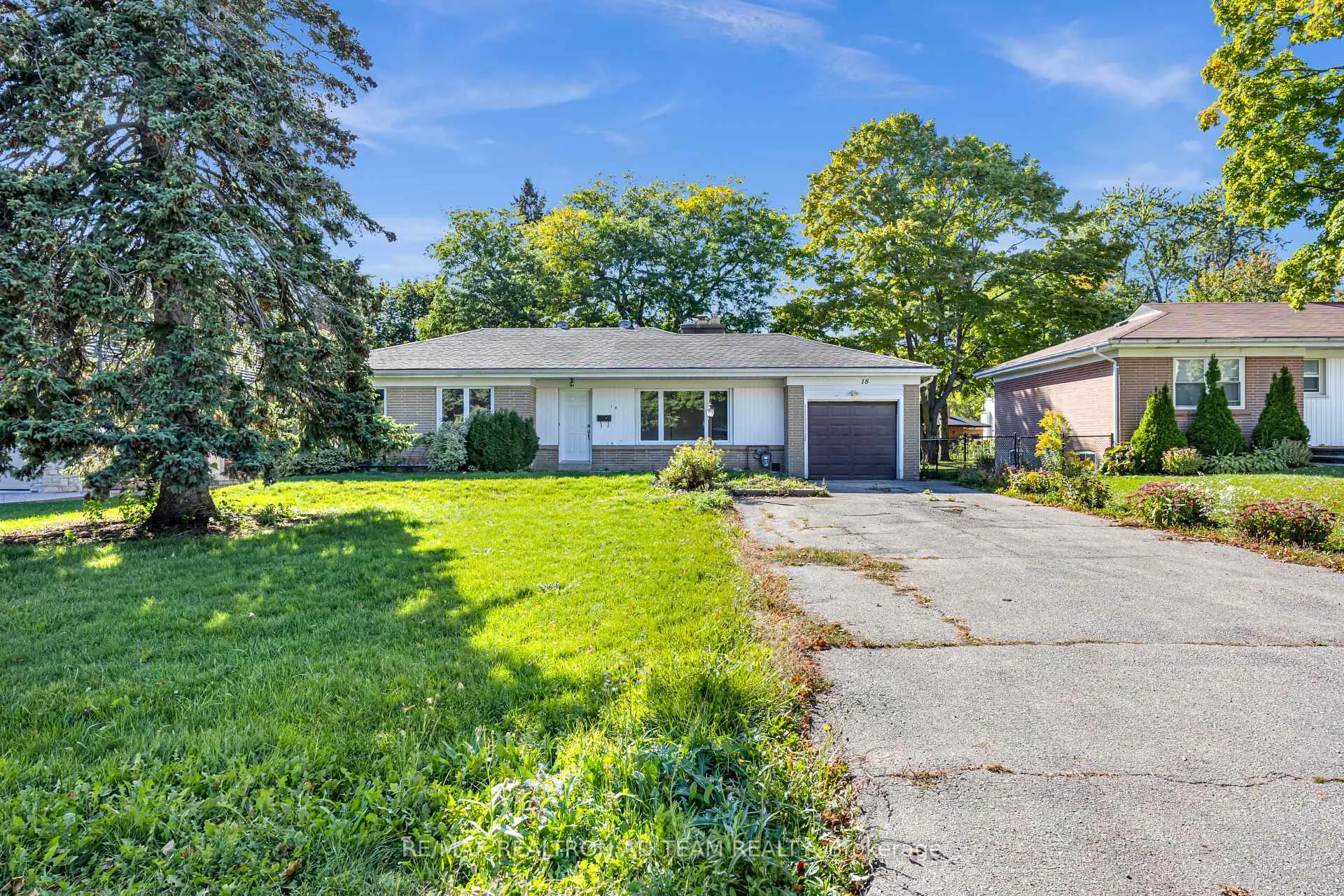 Photo 1 of Unit Bsmnt, 18 Windridge Drive, Markham, Bullock — HOMEH