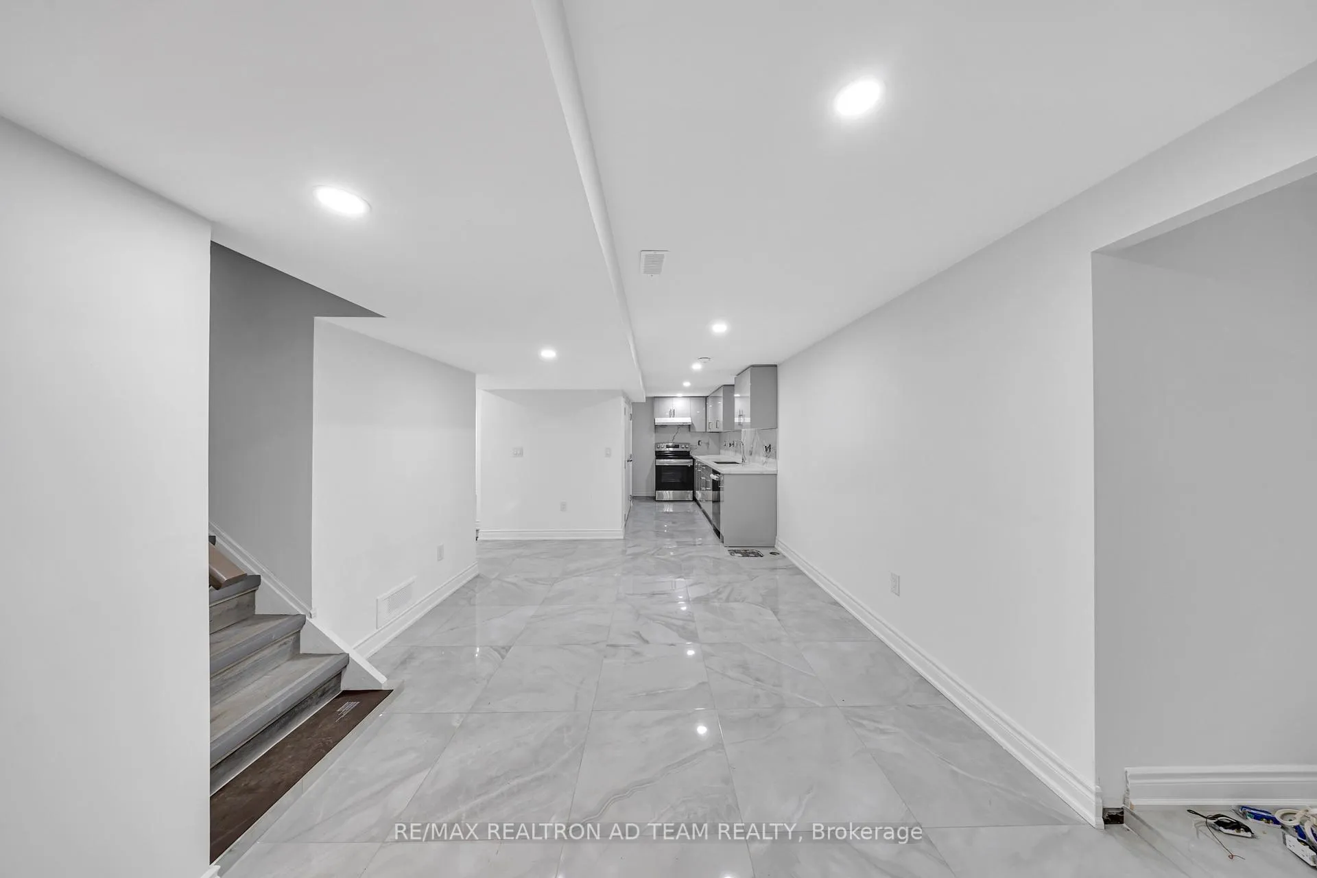 Photo 12 of Unit Bsmnt, 18 Windridge Drive, Markham, Bullock — HOMEH