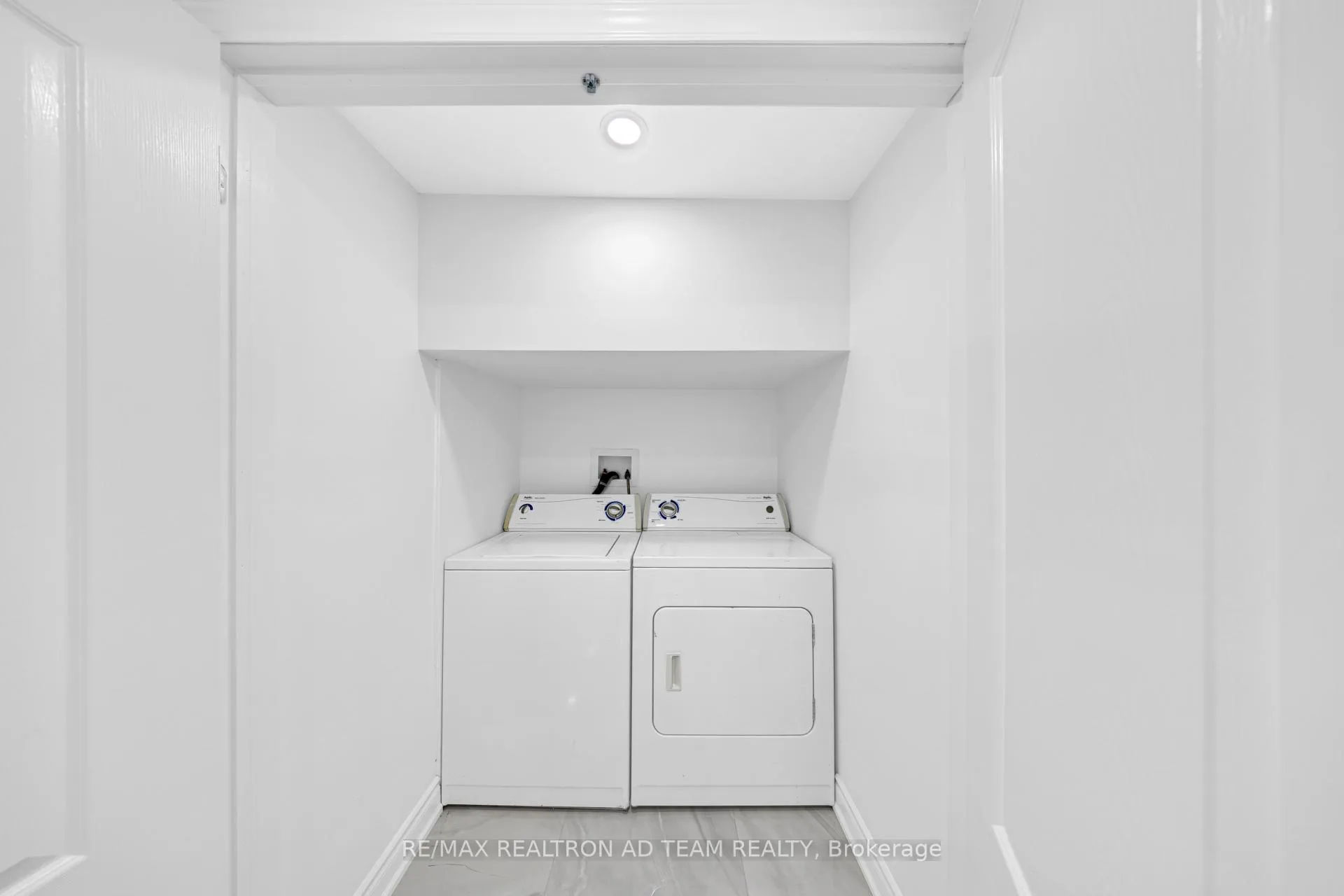 Photo 19 of Unit Bsmnt, 18 Windridge Drive, Markham, Bullock — HOMEH