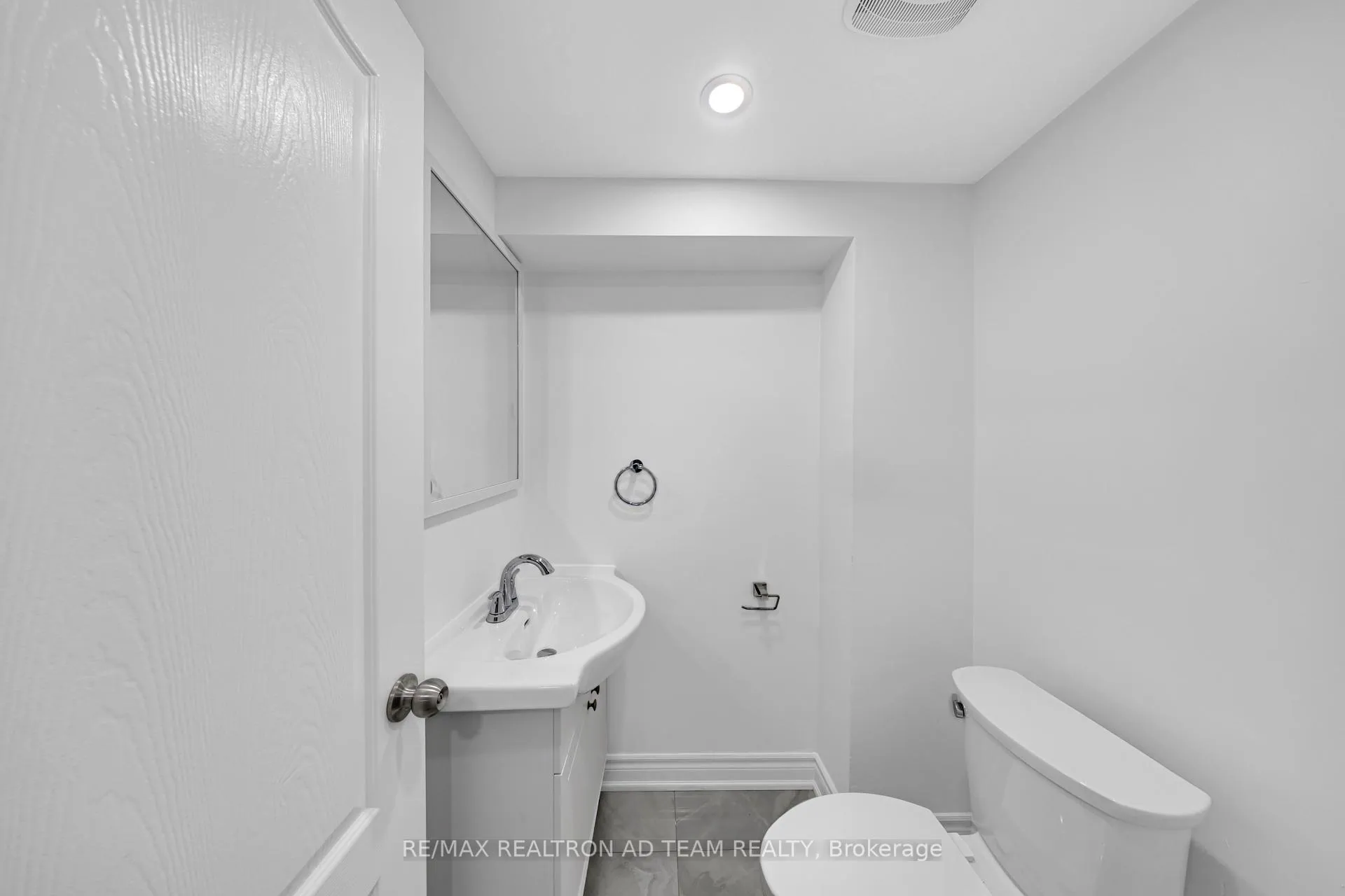 Photo 20 of Unit Bsmnt, 18 Windridge Drive, Markham, Bullock — HOMEH
