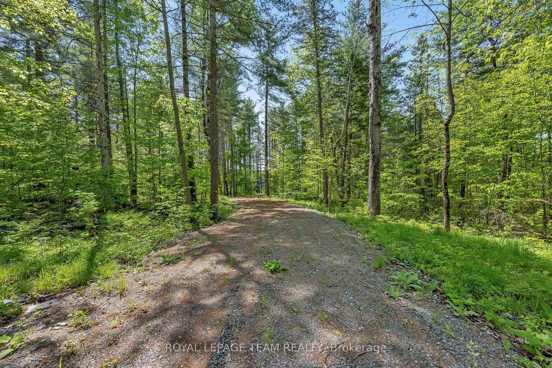 Photo 6 of 1143 Wabalac Road, Lanark Highlands, Lanark Highlands (Darling) Twp — HOMEH