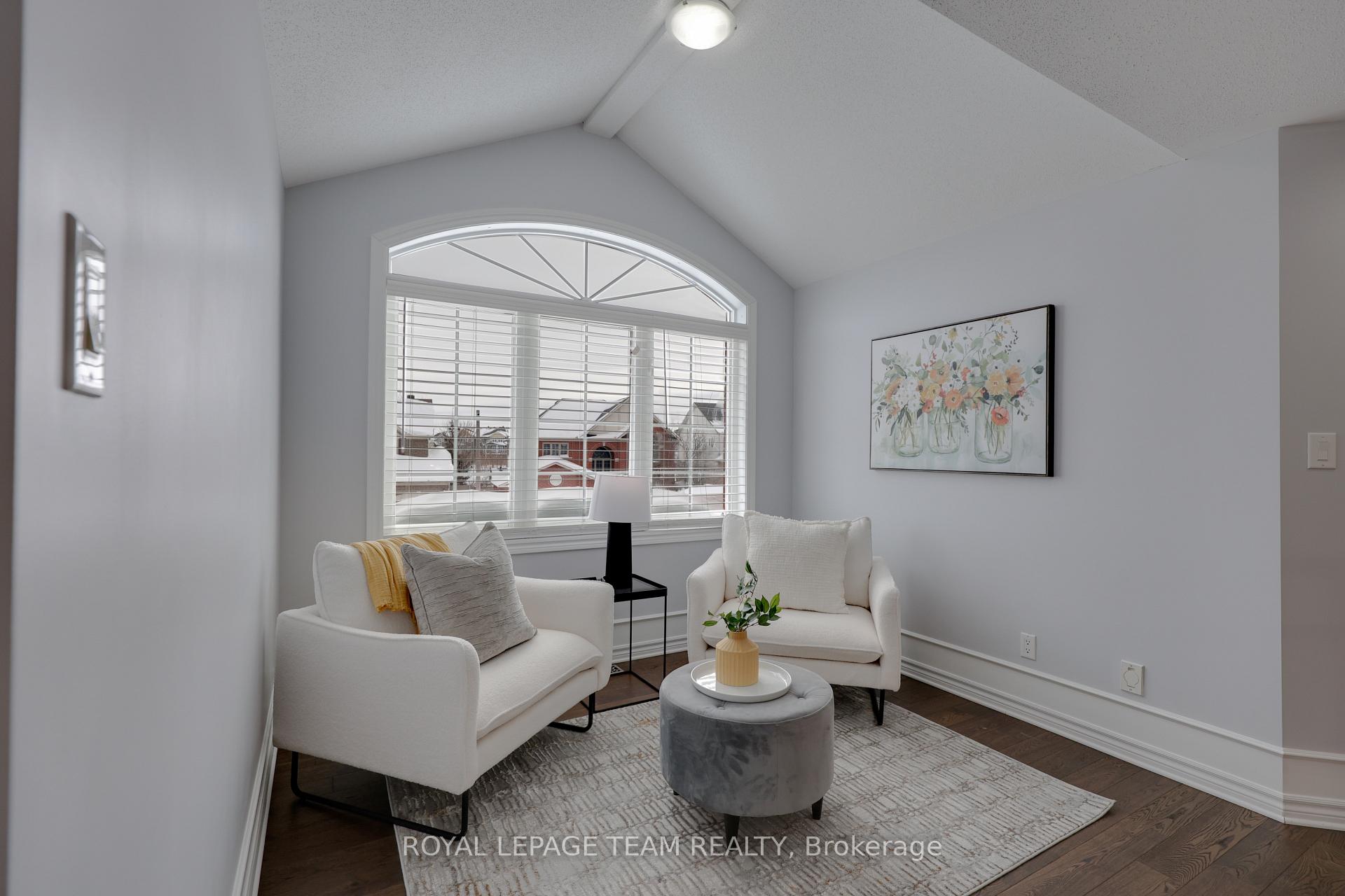Photo 18 of 10 Manning Court, Ottawa, Kanata - Kanata Lakes/Heritage Hills — HOMEH