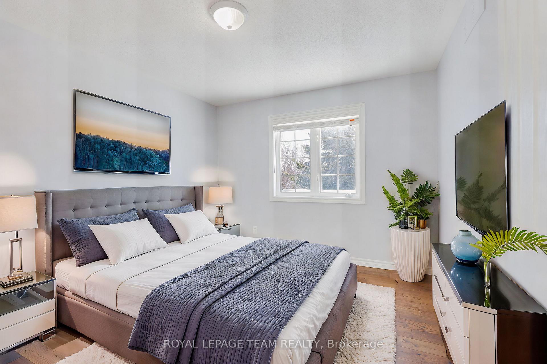 Photo 26 of 10 Manning Court, Ottawa, Kanata - Kanata Lakes/Heritage Hills — HOMEH