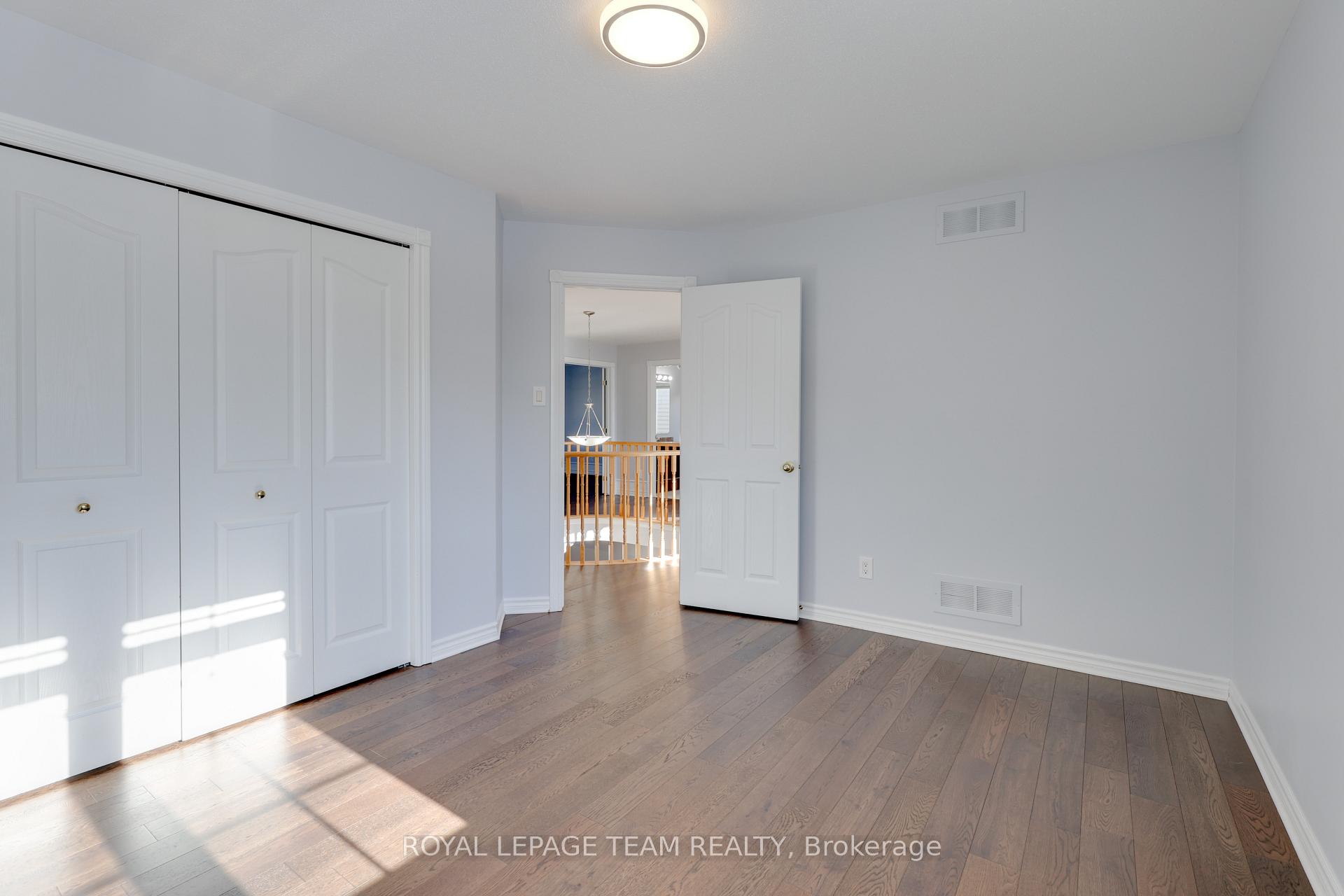 Photo 31 of 10 Manning Court, Ottawa, Kanata - Kanata Lakes/Heritage Hills — HOMEH