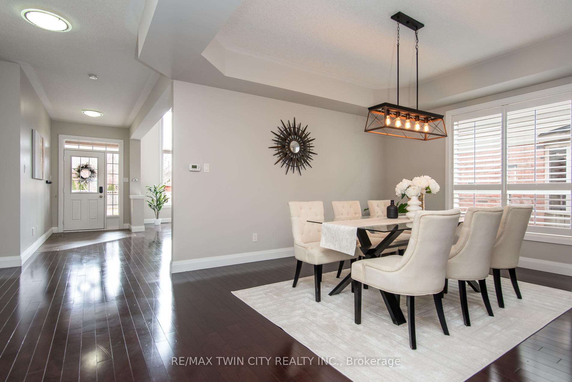 Photo 38 of 537 Topper Woods Crescent, Kitchener — HOMEH
