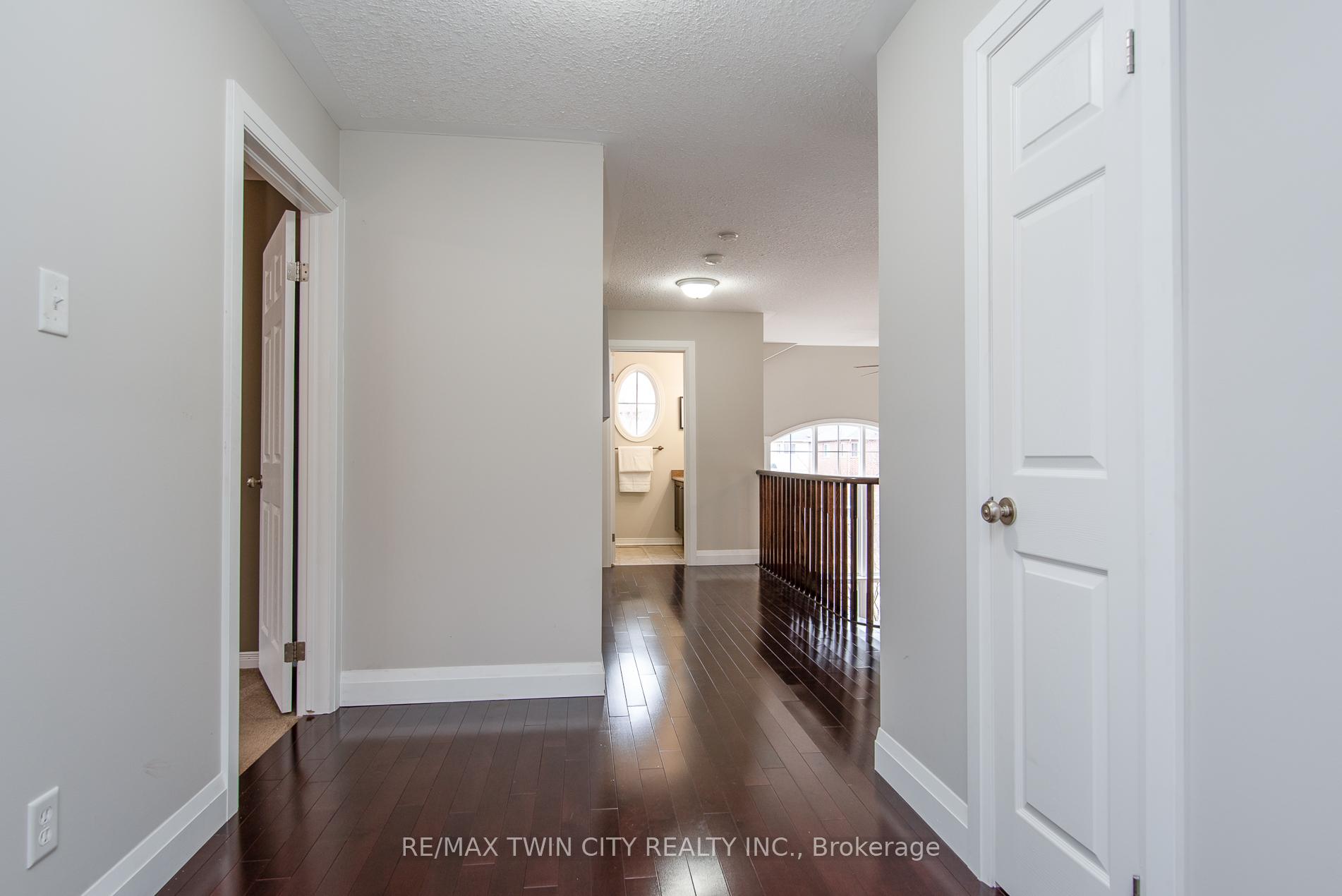 Photo 70 of 537 Topper Woods Crescent, Kitchener — HOMEH