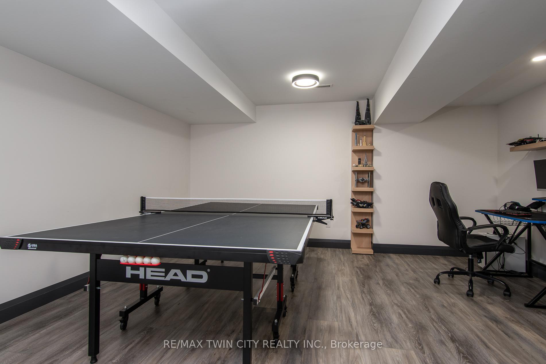 Photo 77 of 537 Topper Woods Crescent, Kitchener — HOMEH