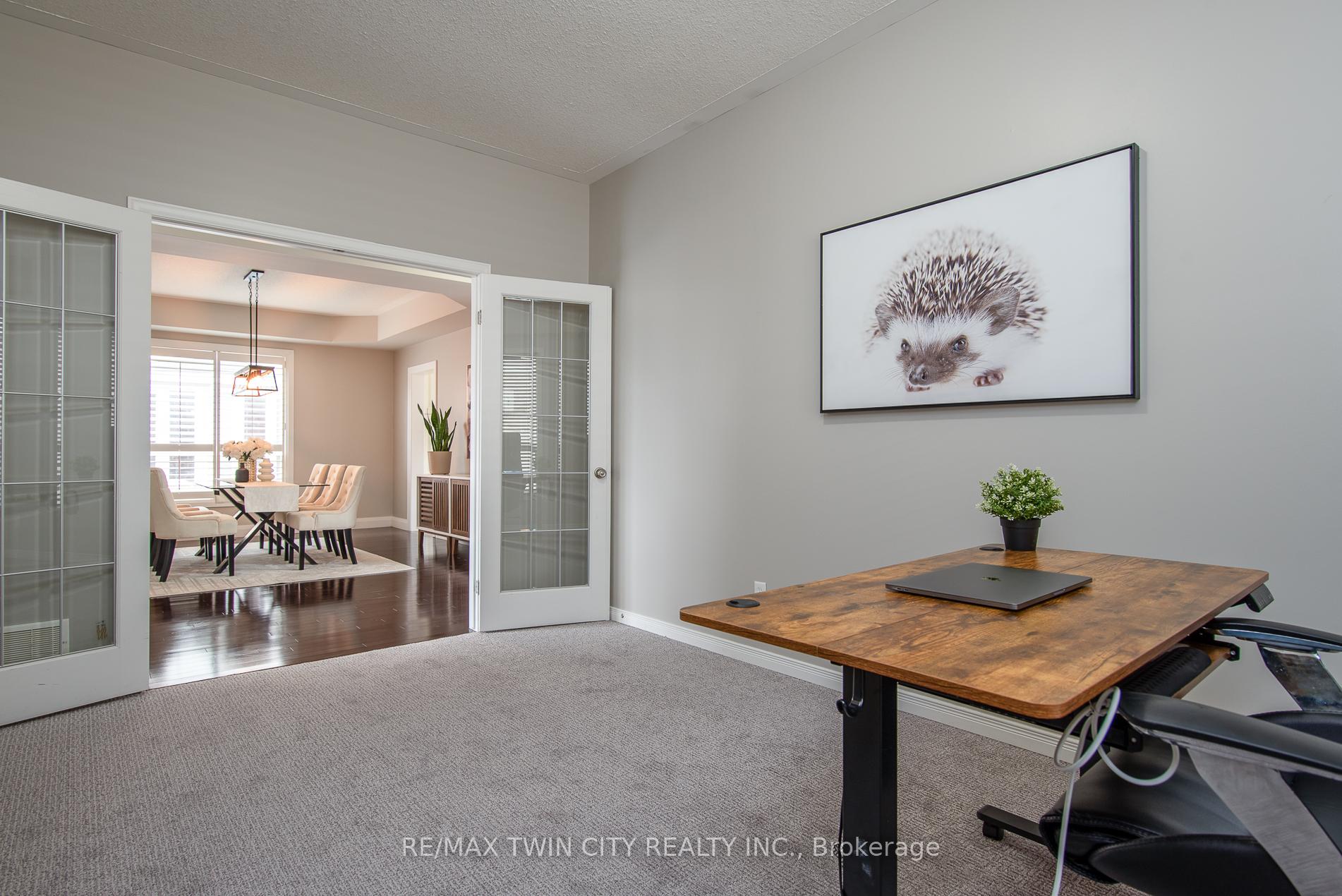 Photo 21 of 537 Topper Woods Crescent, Kitchener — HOMEH
