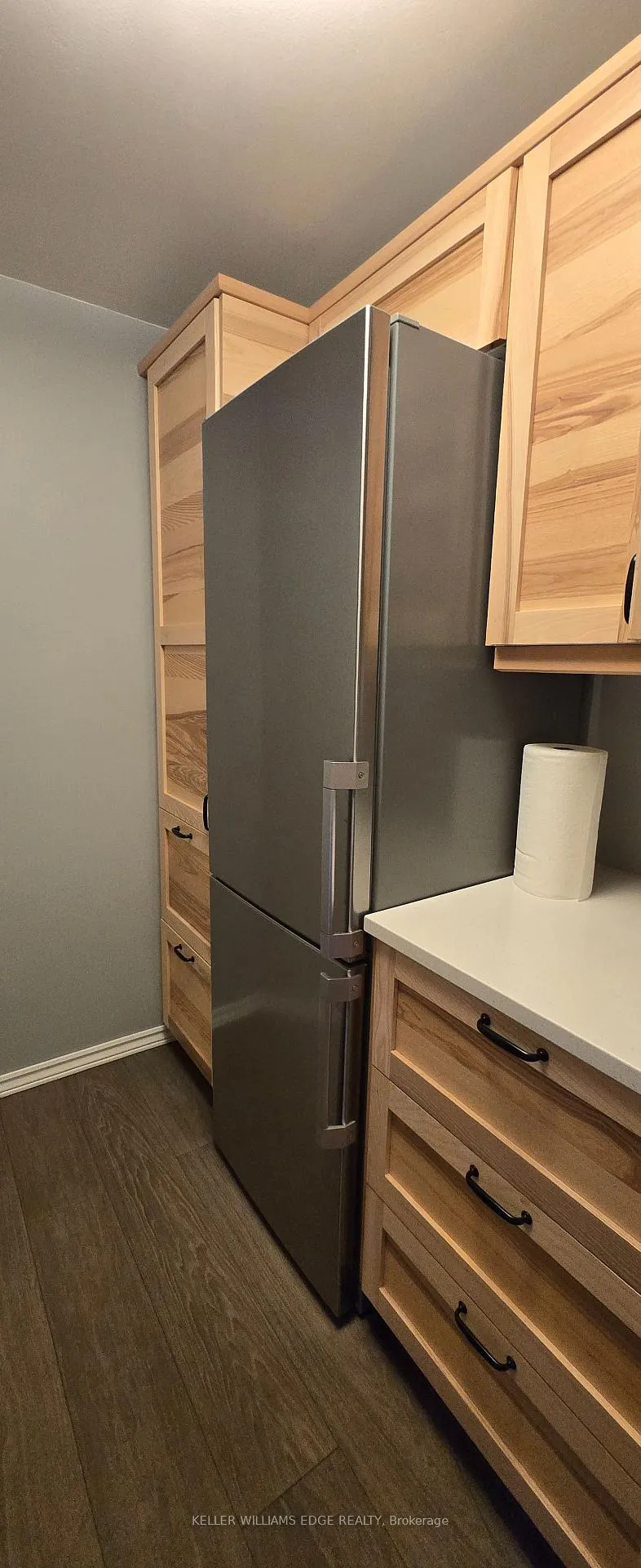 Photo 14 of Unit 404, 175 Hunter Street E, Hamilton, Corktown — HOMEH