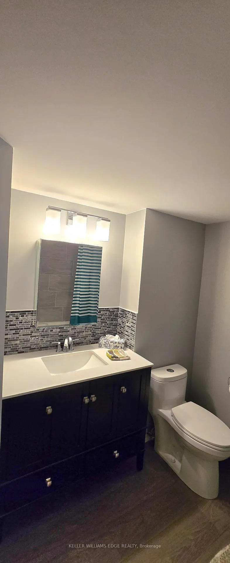 Photo 21 of Unit 404, 175 Hunter Street E, Hamilton, Corktown — HOMEH