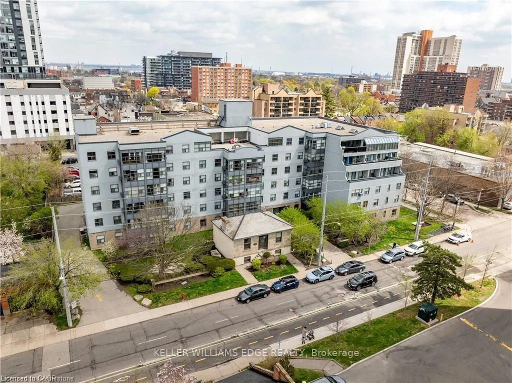 Photo 27 of Unit 404, 175 Hunter Street E, Hamilton, Corktown — HOMEH