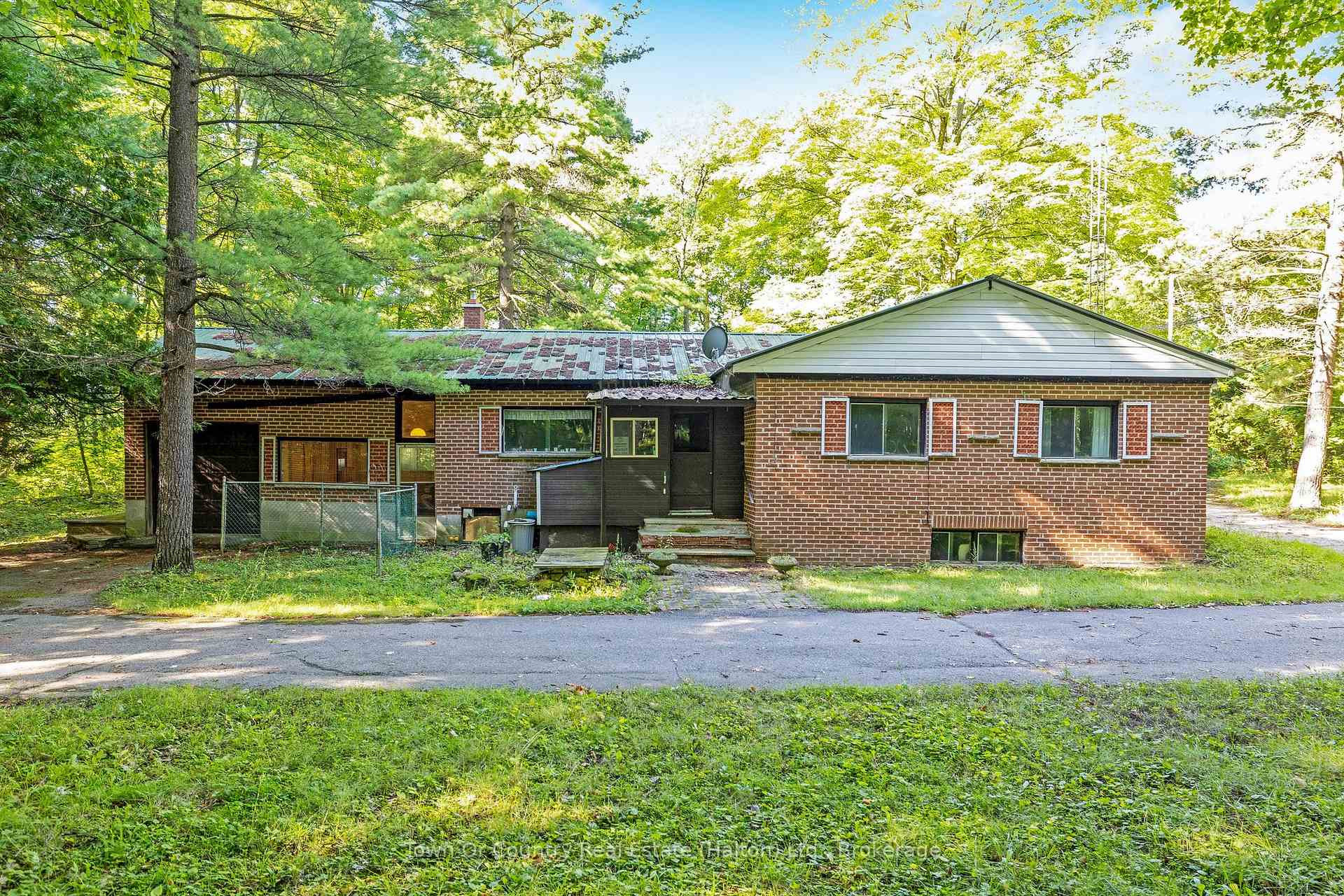 Photo 10 of 2380 Conservation Road, Milton, Rural Milton West — HOMEH