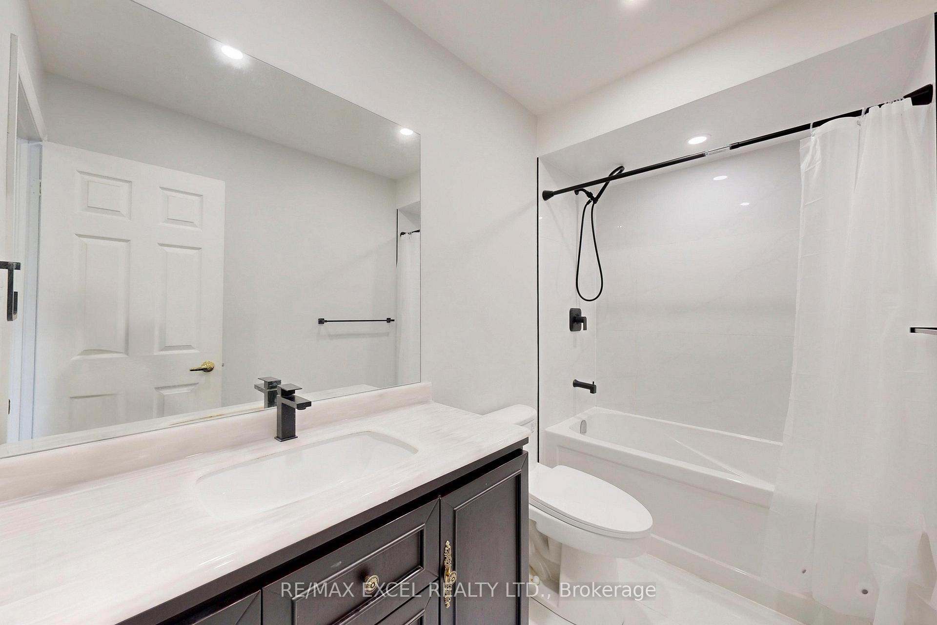Photo 34 of 6 Sunway Square, Markham, Raymerville — HOMEH