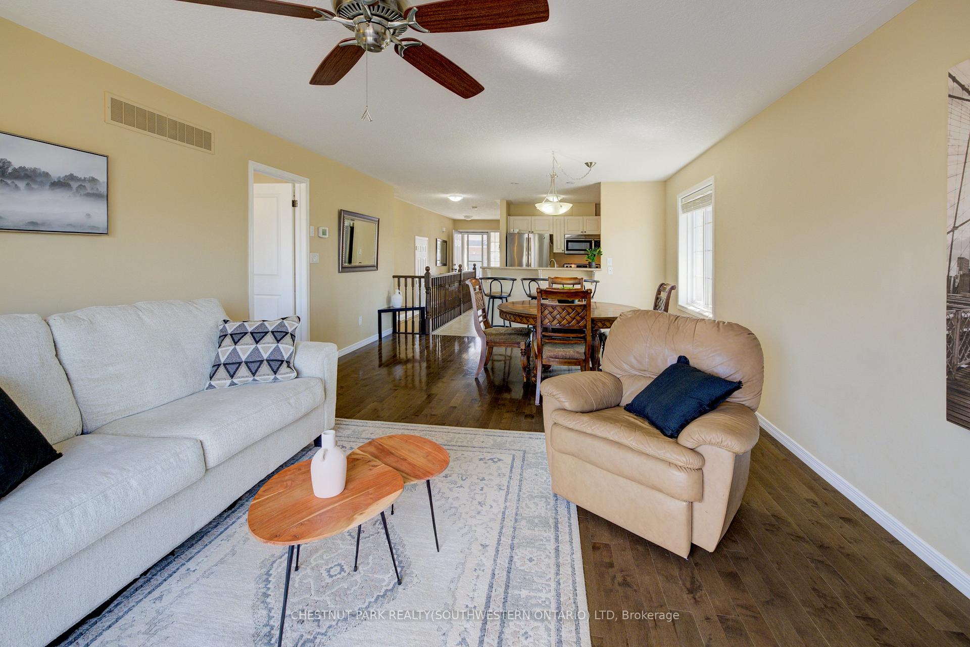 Photo 17 of 988 Zeller Crescent, Kitchener — HOMEH