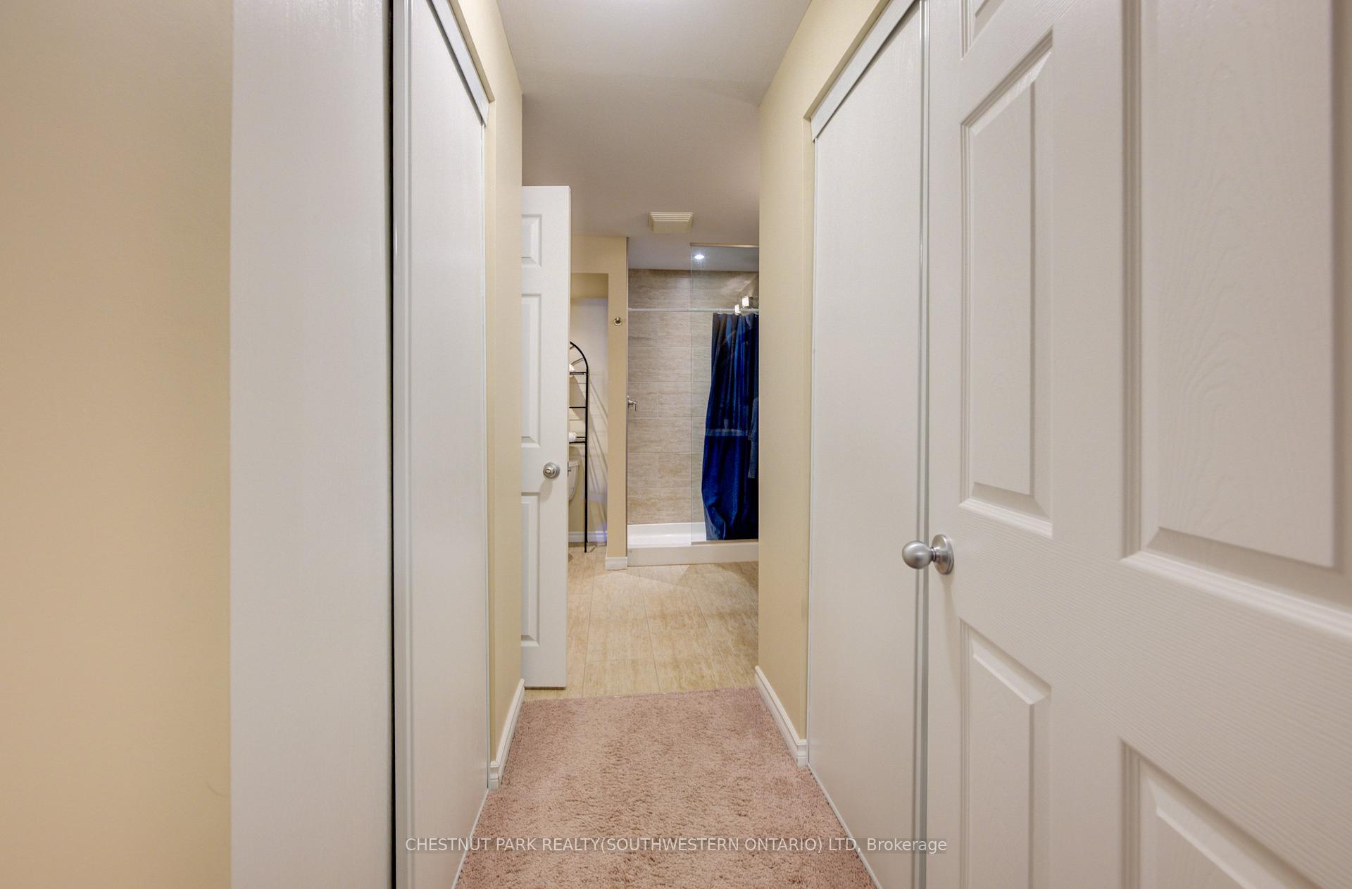 Photo 33 of 988 Zeller Crescent, Kitchener — HOMEH