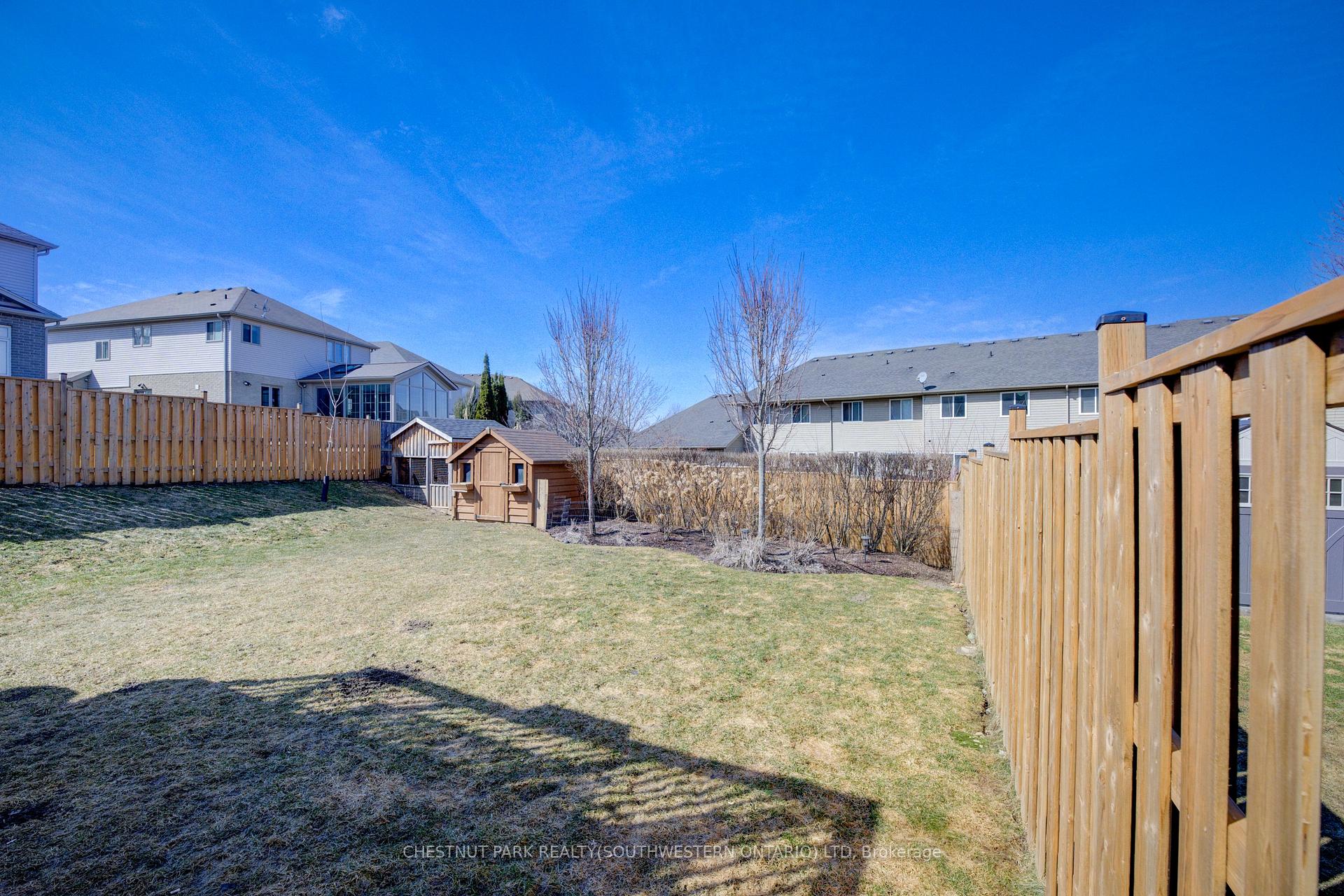 Photo 38 of 988 Zeller Crescent, Kitchener — HOMEH