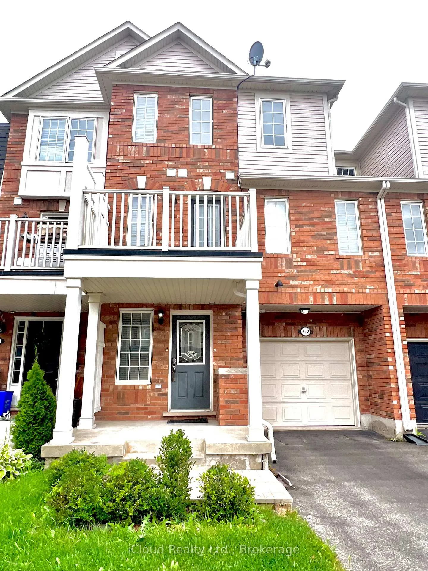Photo 4 of 732 Shortreed Crescent, Milton, Coates — HOMEH