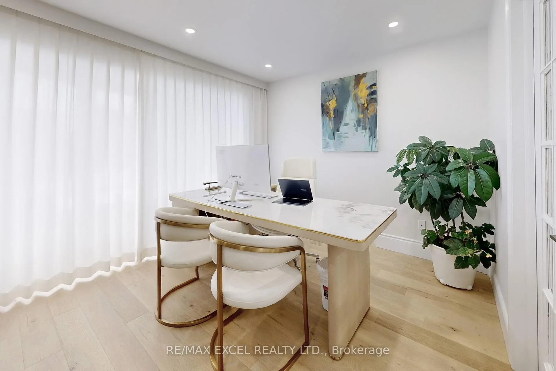 Photo 19 of 12 Moses Crescent, Markham, Cachet — HOMEH