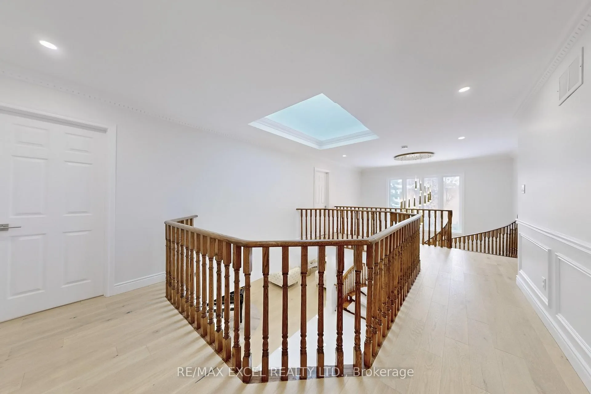 Photo 23 of 12 Moses Crescent, Markham, Cachet — HOMEH