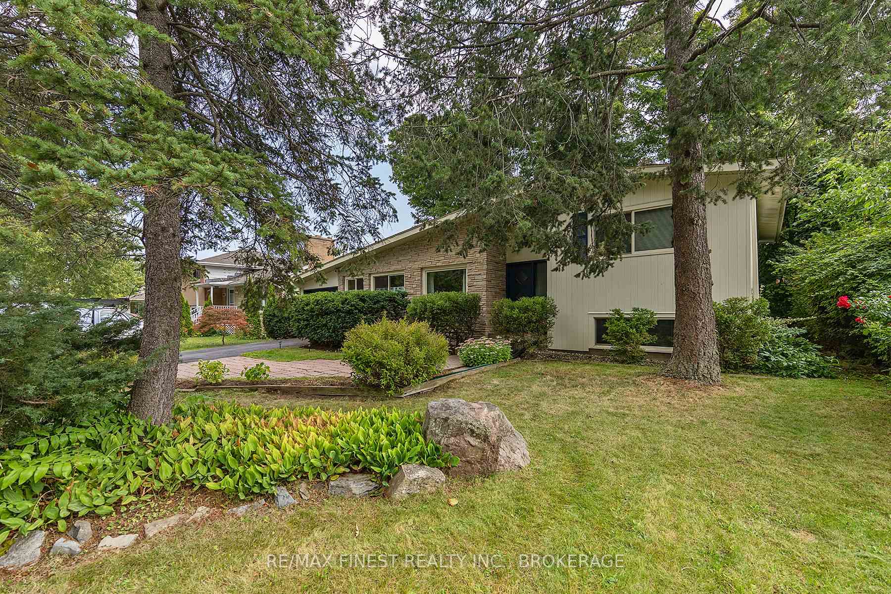 Photo 49 of 1088 Johnson Street, Kingston, Central City West — HOMEH