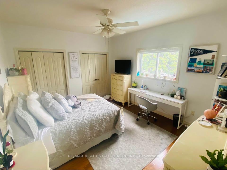 Photo 5 of Unit 201, 302 Grays Road, Hamilton, Stoney Creek — HOMEH