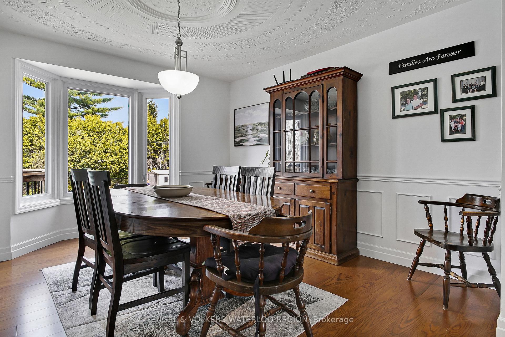 Photo 10 of 128 Carson Drive, Kitchener — HOMEH