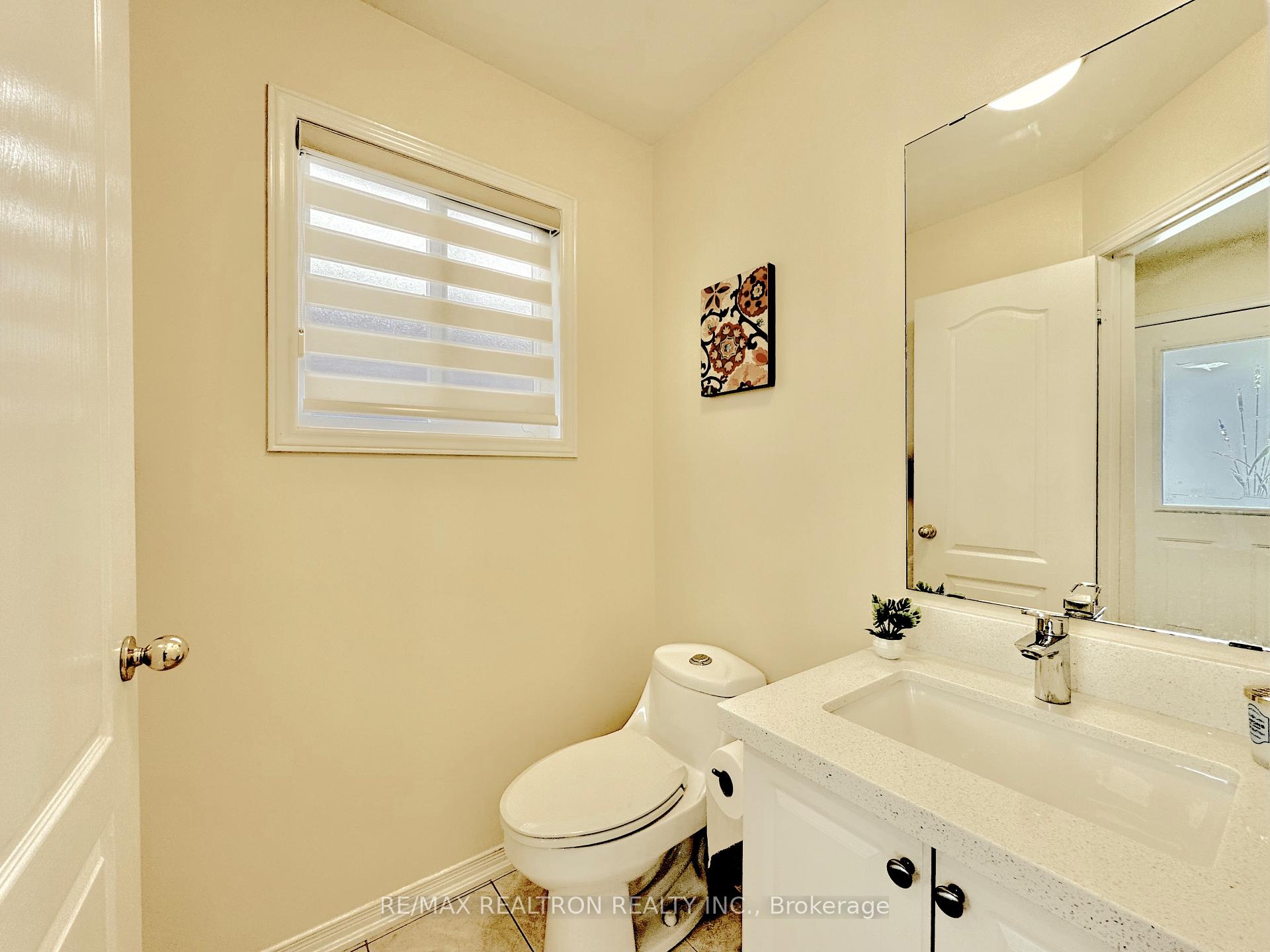 Photo 11 of 55 Devonwood Drive, Markham, Berczy — HOMEH