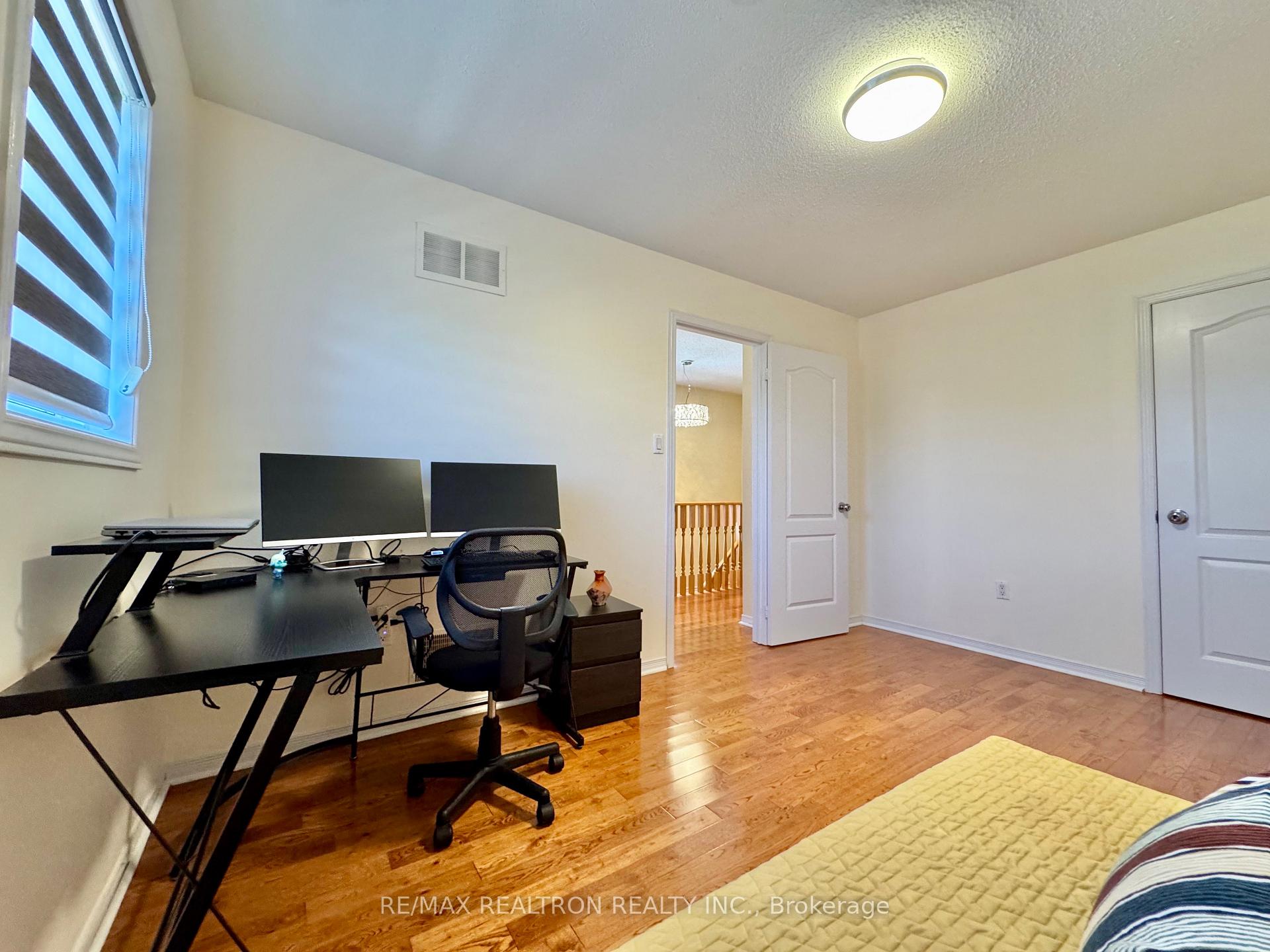 Photo 21 of 55 Devonwood Drive, Markham, Berczy — HOMEH