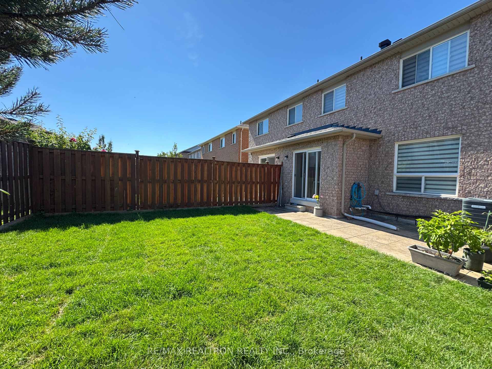 Photo 25 of 55 Devonwood Drive, Markham, Berczy — HOMEH