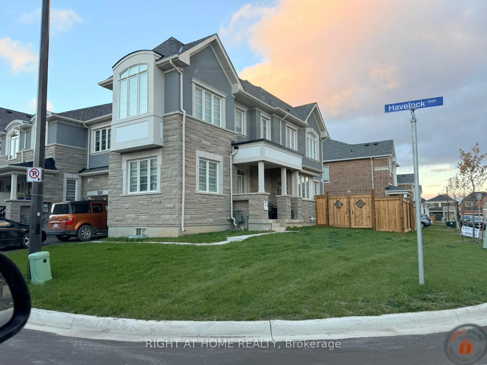 Photo 1 of Unit Upper, 1263 Havelock Gardens, Milton, Bowes — HOMEH