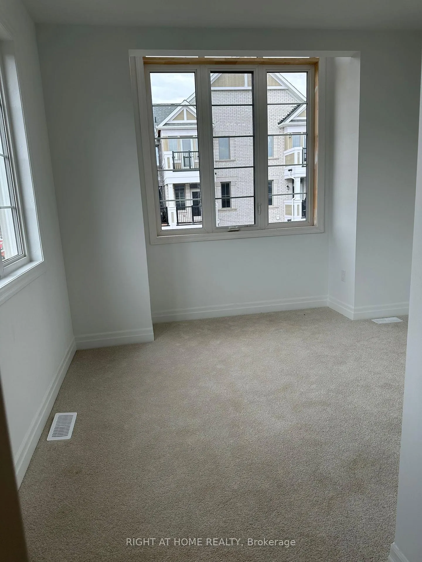 Photo 19 of Unit Upper, 1263 Havelock Gardens, Milton, Bowes — HOMEH