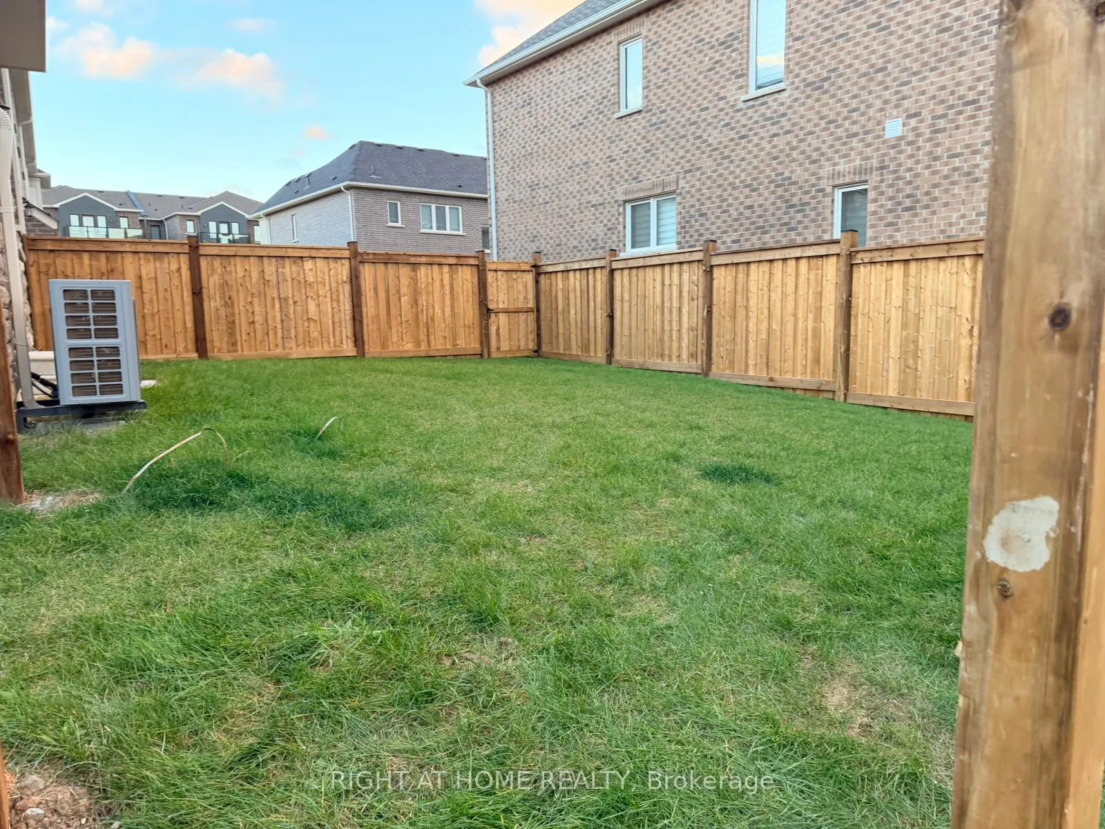 Photo 21 of Unit Upper, 1263 Havelock Gardens, Milton, Bowes — HOMEH