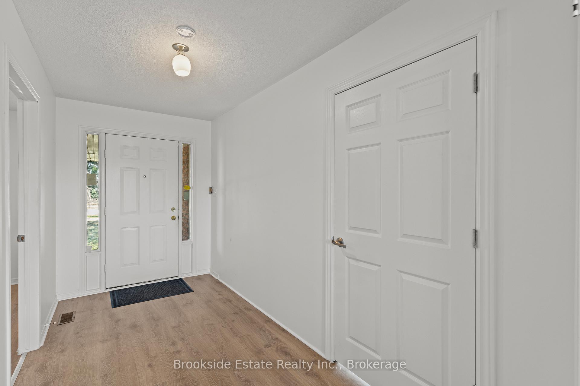 Photo 4 of 3385 Binbrook Road, Hamilton, Binbrook — HOMEH