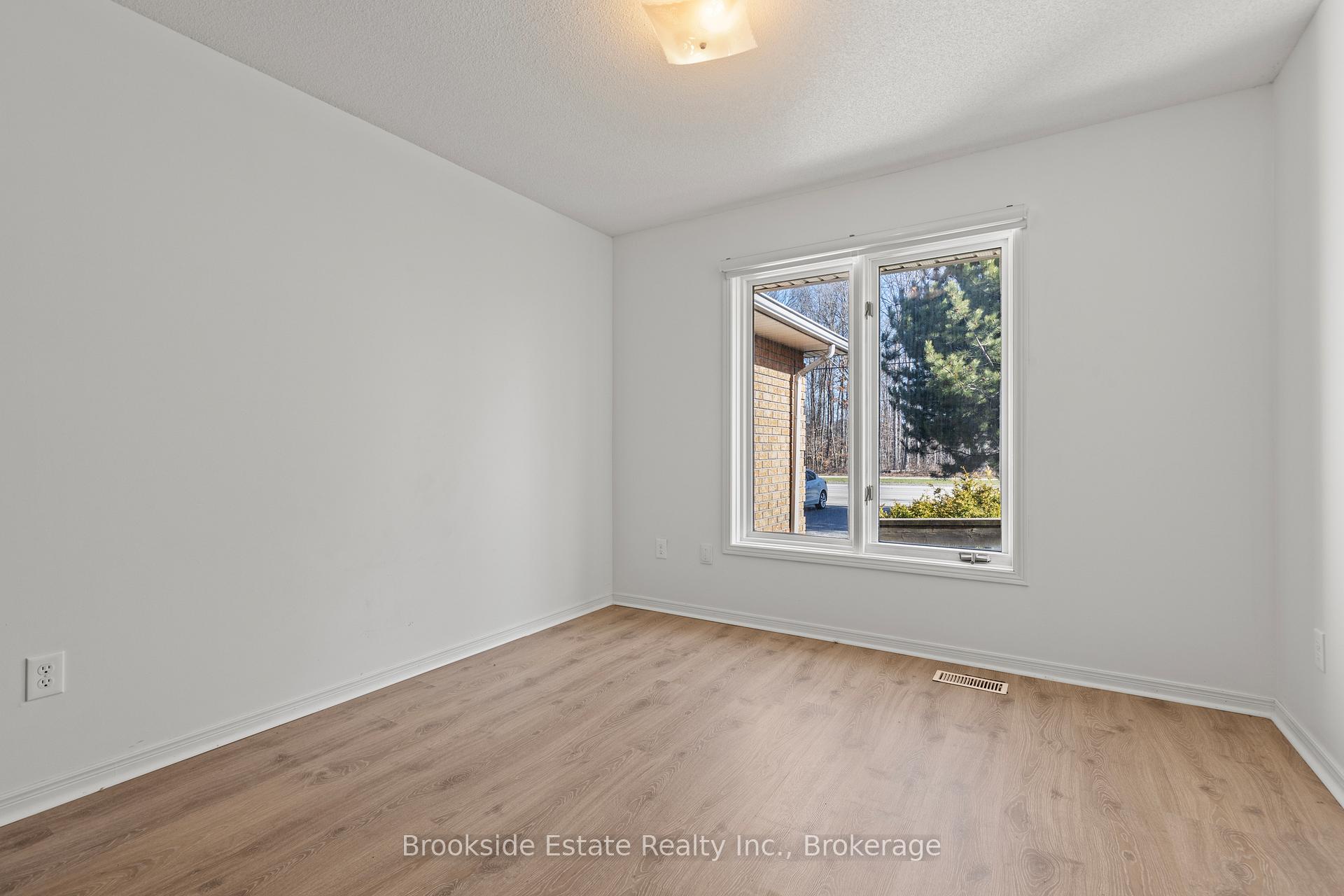 Photo 15 of 3385 Binbrook Road, Hamilton, Binbrook — HOMEH