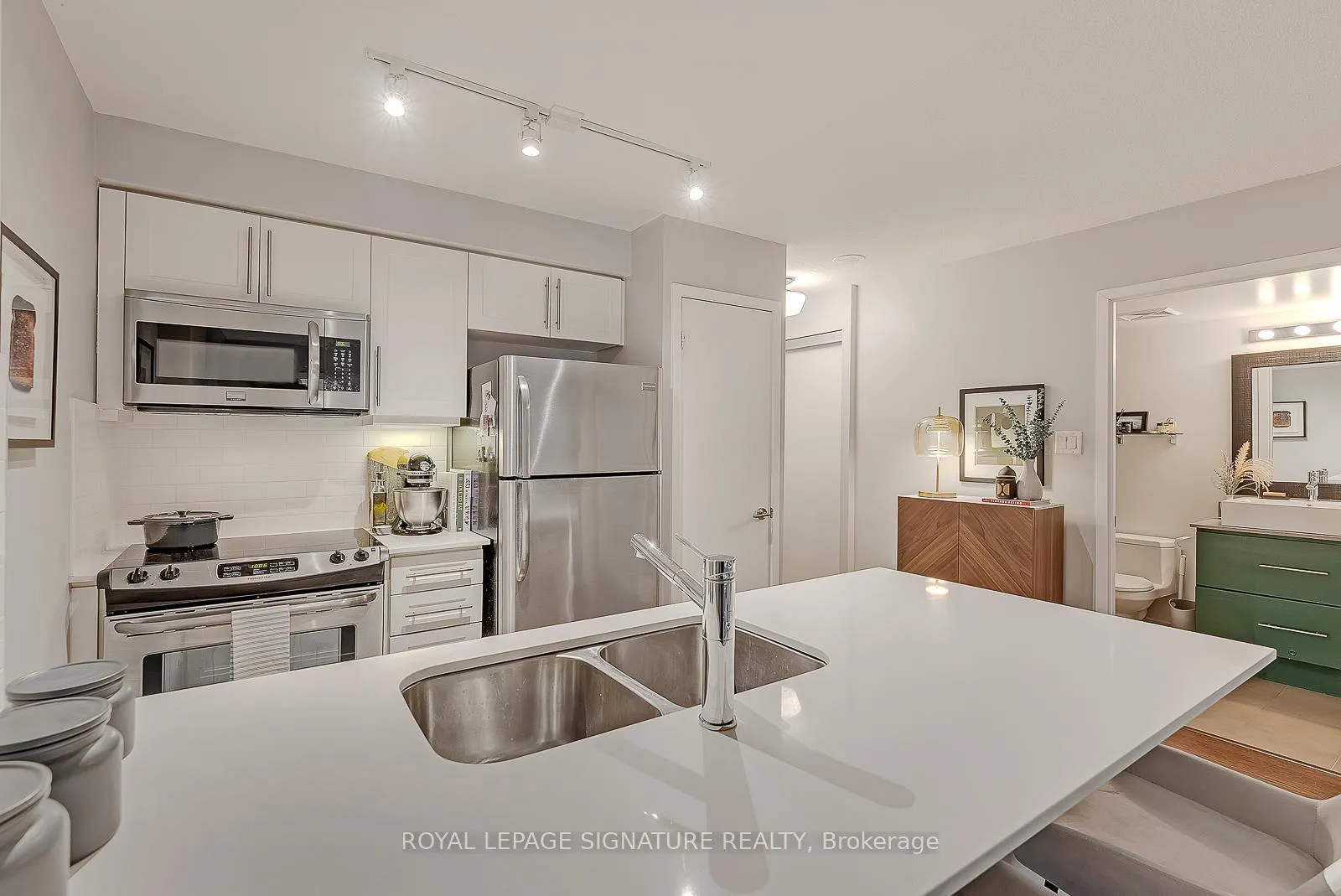 Photo 13 of Unit N210, 1169 Queen Street W, Toronto, Little Portugal — HOMEH