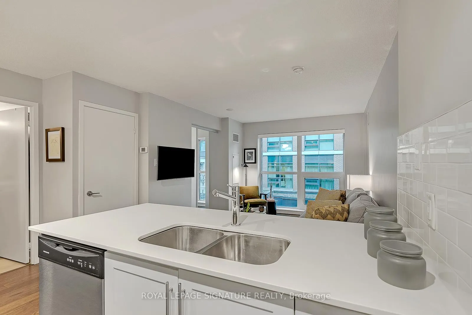 Photo 14 of Unit N210, 1169 Queen Street W, Toronto, Little Portugal — HOMEH
